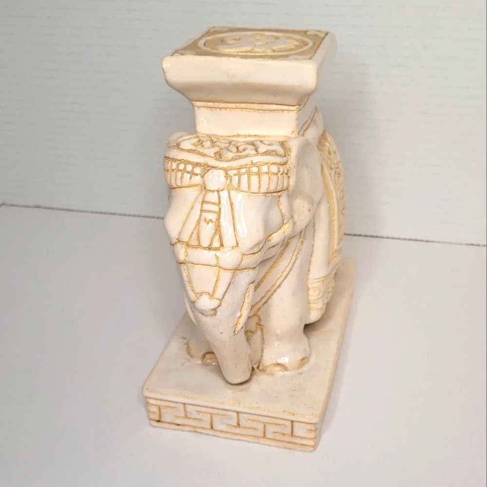 Asian Style Vintage Elephant Stand Statue - Picture 6 of 12